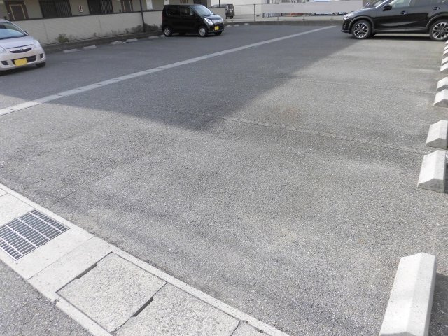 メゾン・ド・SWEET Ⅰの駐車場