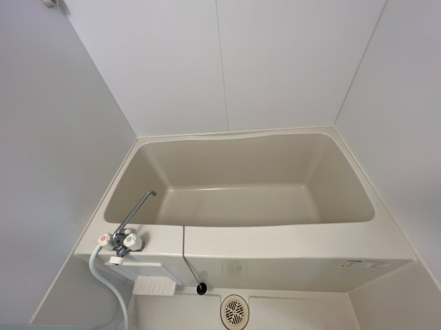 セジュール町坪の浴室