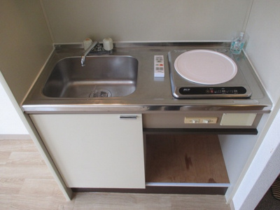 【キッチン】 | ベルメゾン豊新２ | ＩＨクッキングヒーターのキッチンです