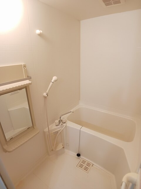 メゾン　ソレイユの浴室