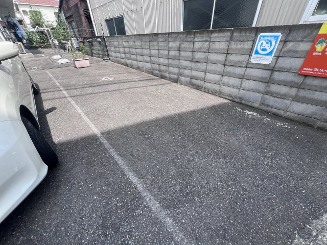 近藤マンションの駐車場