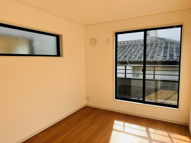 八王子市　元八王子町　新築一戸建て　６期の子供部屋|～2階バルコニーに面している6.0帖の洋室です～