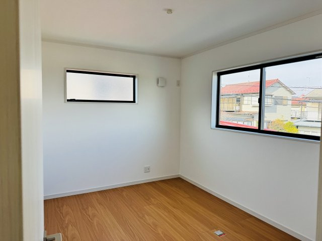 八王子市　元八王子町　新築一戸建て　６期の洋室|～2階6.0帖の洋室　2面採光で明るく風通しの良いお部屋です～