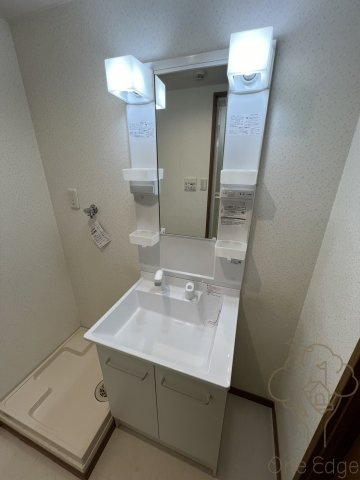 コートジリアン梅田の独立洗面台