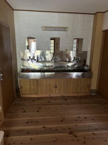 日高郡由良町戸津井・中古戸建・54601の洗面所