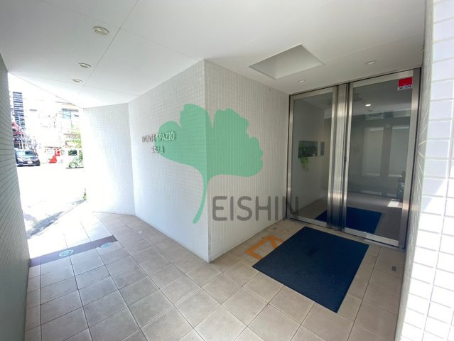モンテスパツィオ薬院大通のエントランス