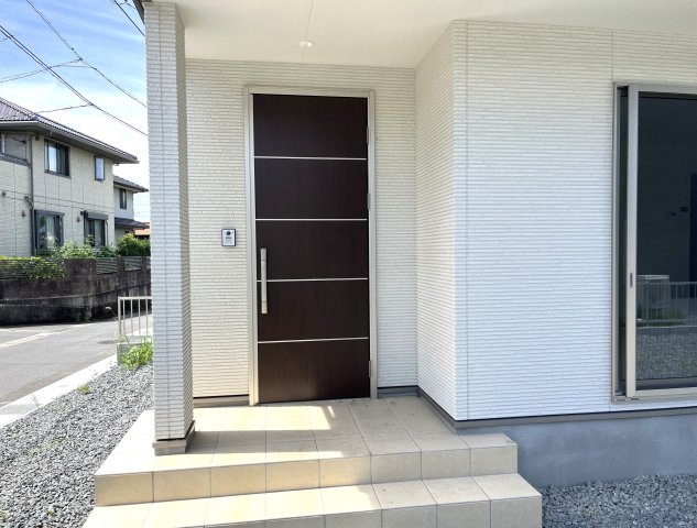 金光町佐方戸建ての玄関