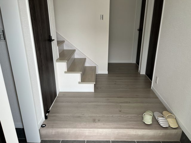 金光町佐方戸建ての玄関