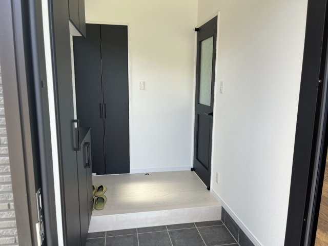 金光町佐方戸建ての玄関