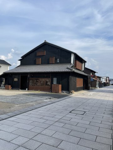 三次町家貸テナントの外観|
