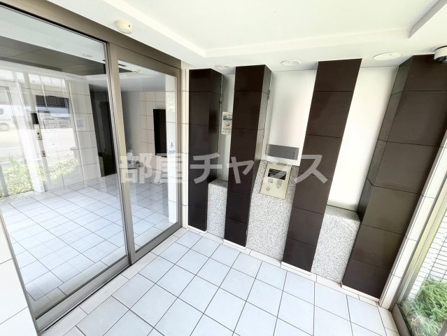 リエス鶴舞WEST TOWERのエントランス