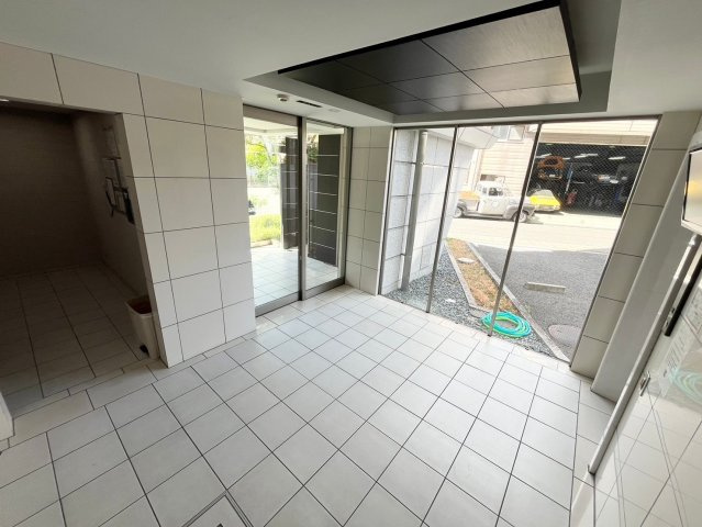 リエス鶴舞WEST TOWERのロビー