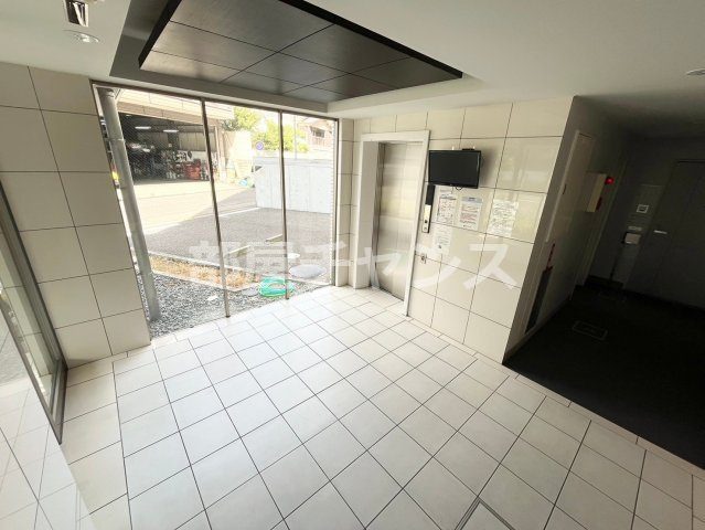 リエス鶴舞WEST TOWERのロビー