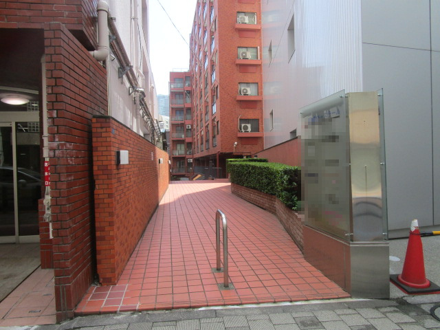 港区赤坂６丁目の店舗の外観