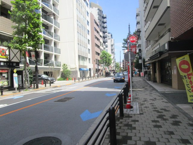 港区赤坂６丁目の店舗の周辺