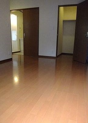 【居間・リビング】アムール志村 