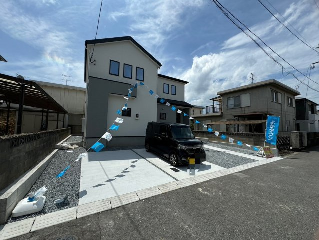 ーBloomーブルームー小倉南区山手1丁目2期　【小倉南区　新築戸建て】の駐車場|南向きで日当たり良好　【小倉南区　新築戸建て】