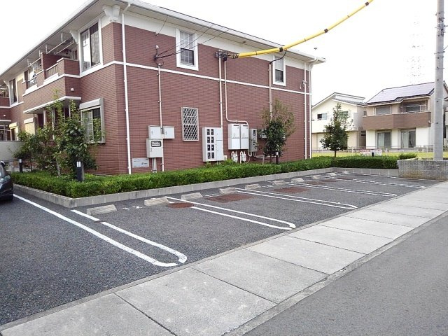 カルムメゾンⅠの駐車場