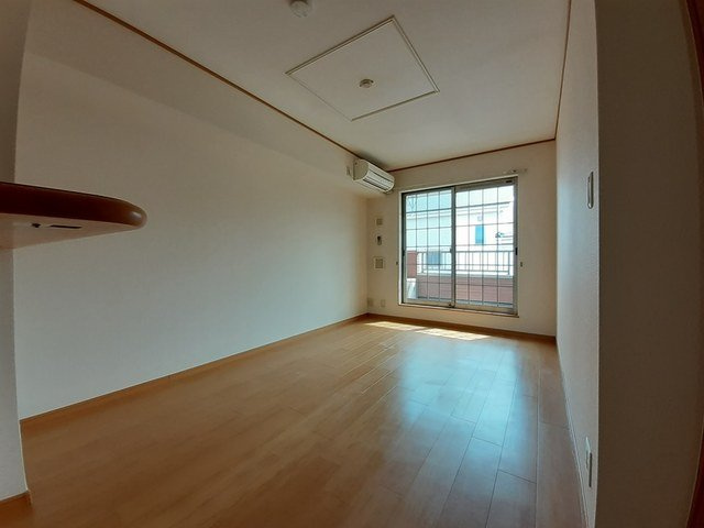 カルムメゾンⅠの居間・リビング