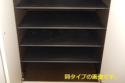 アドア・メディテレーニアンの収納