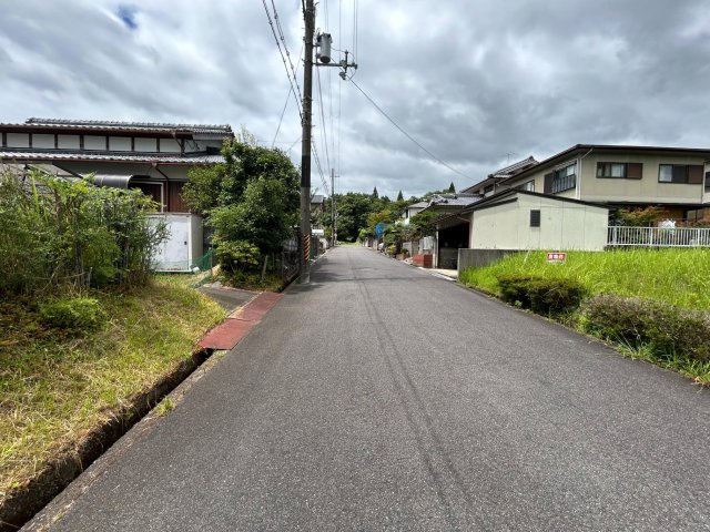 平家建の５ＤＫ★緑豊かな閑静な住宅地★ＪＲ月ヶ瀬口駅まで徒歩１５分★相楽郡南山城村北大河原釜ノ子の前面道路含む現地写真|前道