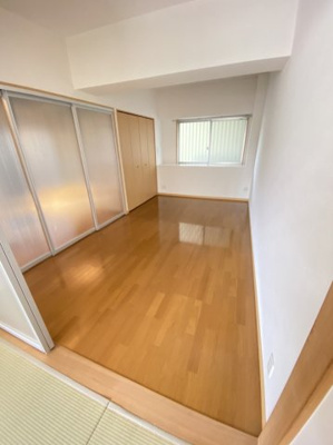 【洋室】 | クレセント千里中央