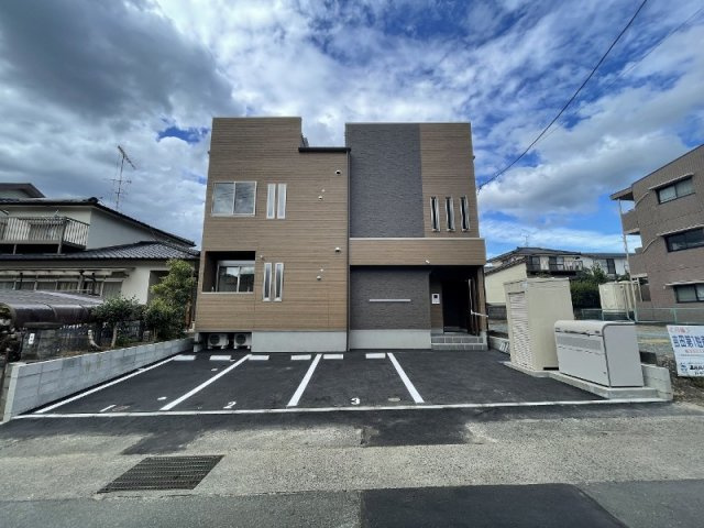 熊本市北区楡木４丁目のアパートの外観