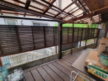 北・大宮玄琢北町|一階のデッキは屋根がついており、雨の日もお洗濯が干せますね！