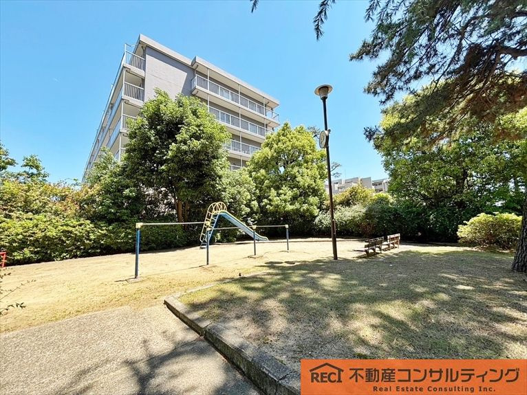 甲子園口ビューハイツ南棟の周辺