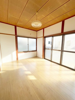 【洋室】 | 佐藤住宅 | 明るい洋室です