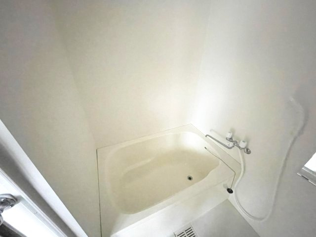 栗田マンションの浴室|イメージとして同建物他部屋を表示しています