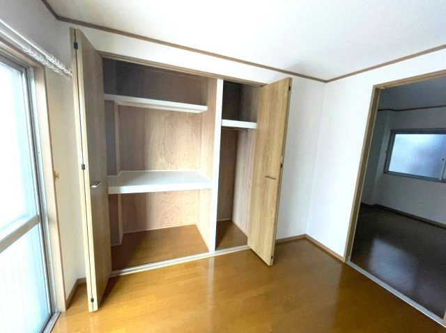 栗田マンションの収納|イメージとして同建物他部屋を表示しています