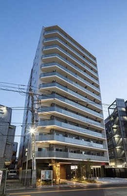 【外観】 | ラティエラ練馬 | 鉄筋コンクリート造のがっちりとした建物。