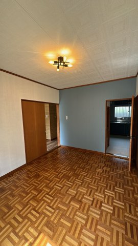 半田市横川町戸建ての居間・リビング