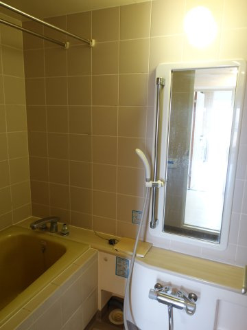 リヴィエール万代の浴室