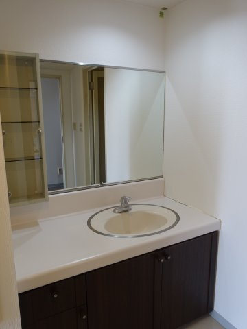 リヴィエール万代の洗面所