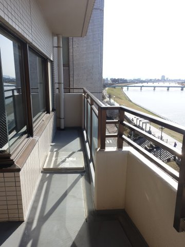 リヴィエール万代のバルコニー