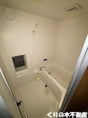【浴室】 | ロータス・高田Ｃ | 反転タイプのお部屋の写真です（現況を優先致します）