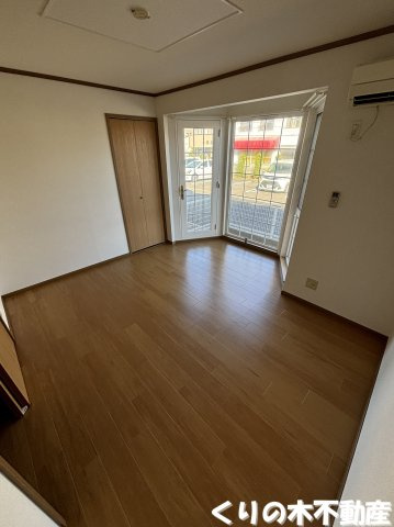 【寝室】 | ロータス・高田Ｃ | 反転タイプのお部屋の写真です（現況を優先致します）