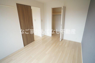 【寝室】 | ロリエⅡ | 同タイプ写真