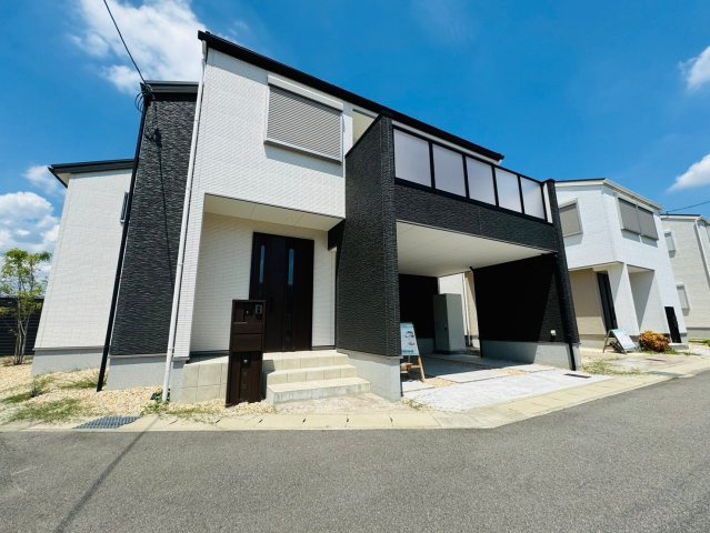 伏・羽束師古川町ニュータウン２７号地の間取り