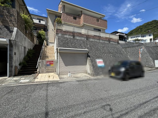 中古戸建　毘沙門台東1丁目の前面道路含む現地写真
