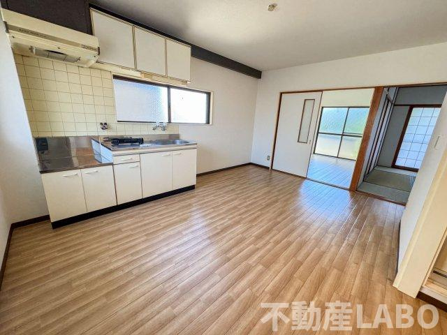 正岡マンションの居間・リビング