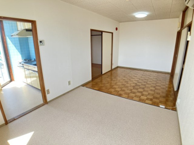 【居間・リビング】 | 大本ビル