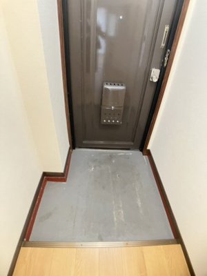 【玄関】 | 大本ビル