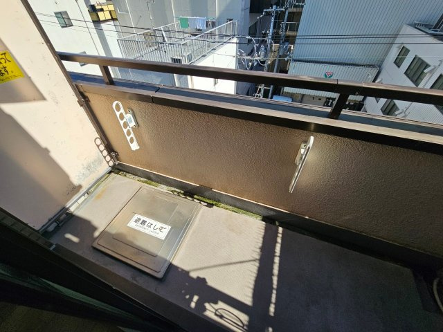 ブラウンコートのバルコニー