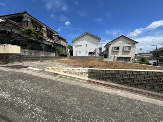 【外観】 | 【売地】木場2丁目　旭が丘小学校すぐ近く！ | 前面道路からみた土地