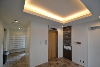 【エントランス】