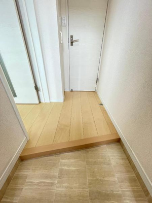 【玄関】 | レディア香椎 | 別号室の写真になります。現況優先。