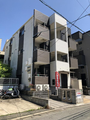 【エントランス】 | レディア香椎